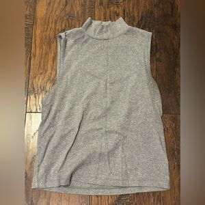 GAP Heather Gray Muscle Tee